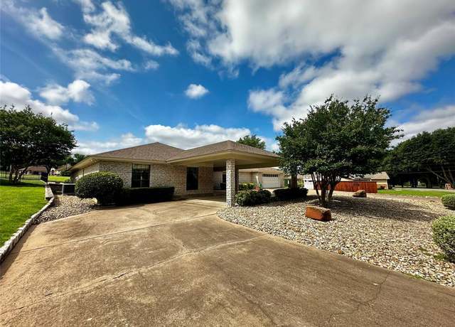Property at 4227 Mojave Dr, Granbury, TX 76049, 3 beds, 2.5 baths