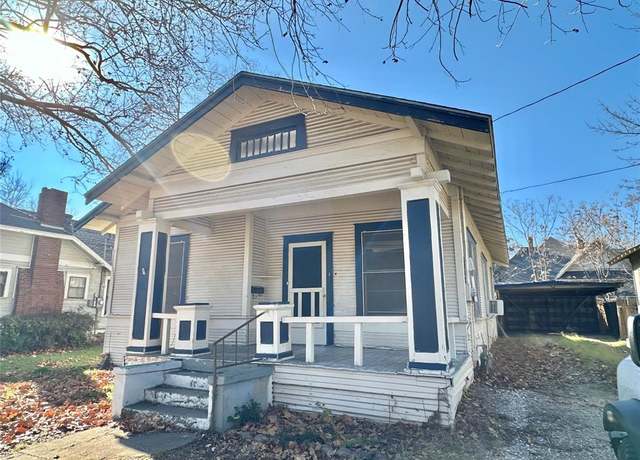Property at 527 N Dixon St N, Gainesville, TX 76240, 2 beds, 1 bath