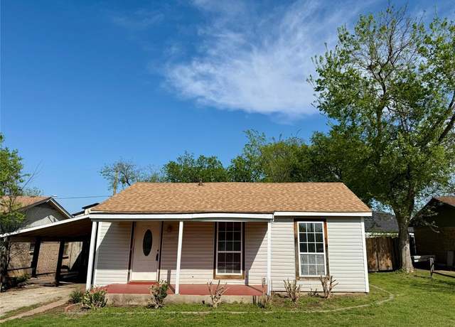 Property at 304 Lockwood St, White Settlement, TX 76108, 2 beds, 1 bath