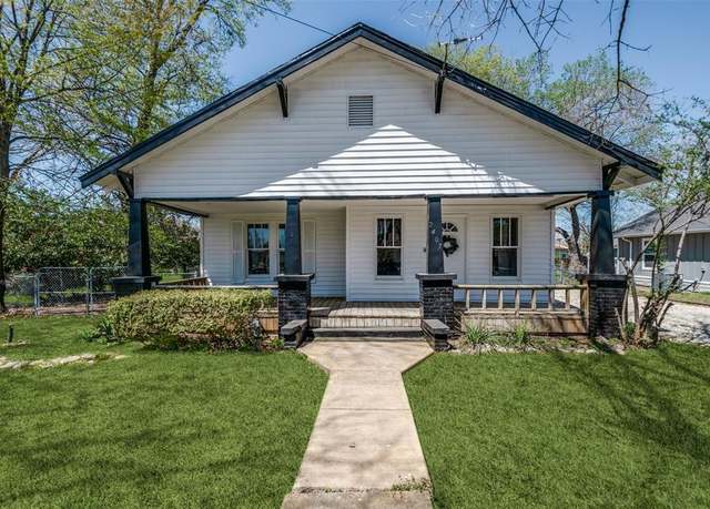 Property at 2407 Second St, Caddo Mills, TX 75135, 2 beds, 1.5 baths