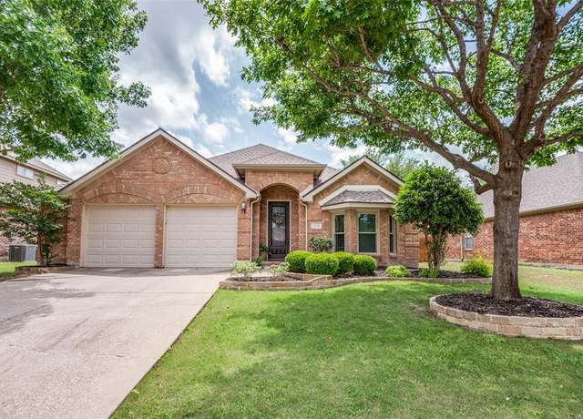 Property at 2436 Foxwood Ln, Little Elm, TX 75068, 3 beds, 2 baths
