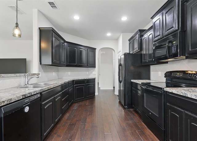 Property at 11700 Anna Grace Dr, Fort Worth, TX 76028, 3 beds, 2 baths