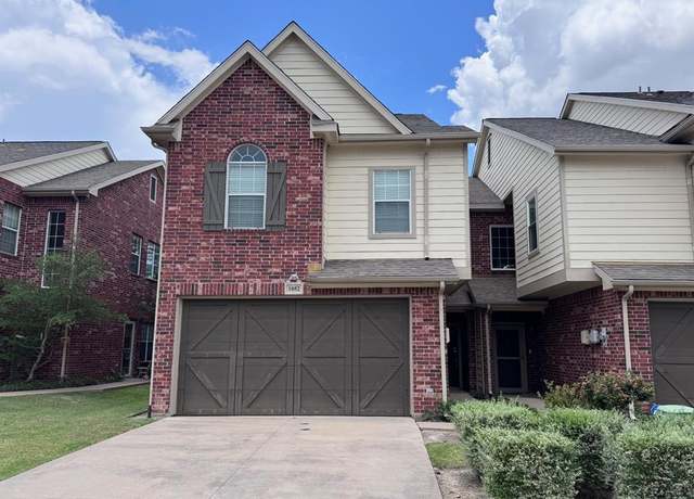 Property at 1052 Colonial Dr, Coppell, TX 75019, 3 beds, 2.5 baths