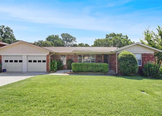 Property at 804 Lee Dr, Bedford, TX 76022, 3 beds, 2 baths