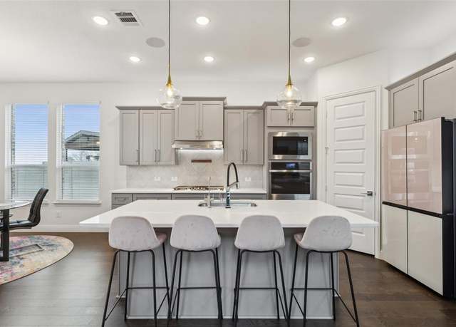 Property at 5518 Depot Dr, Sachse, TX 75048, 4 beds, 2.5 baths