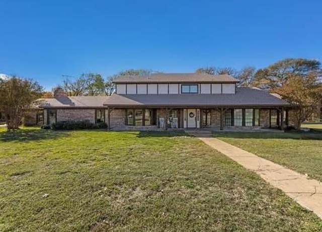 Property at 12 Brookhaven Dr, Lucas, TX 75002, 4 beds, 3.5 baths