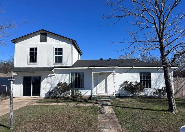 Property at 211 Sunnyside Dr, Waxahachie, TX 75165, 3 beds, 2 baths