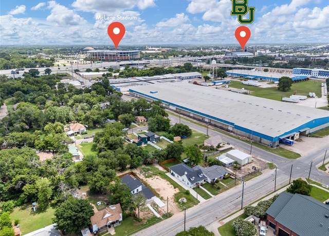 Property at 721 Taylor St, Waco, TX 76704, 4 beds, 3.5 baths