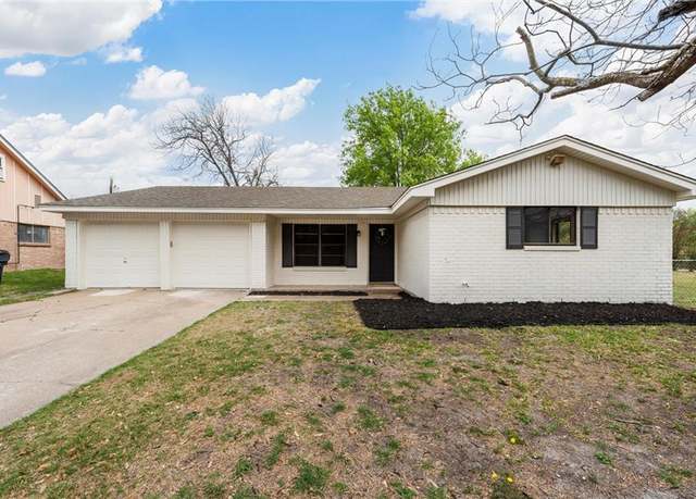Property at 3705 Manor Dr, Waco, TX 76706, 3 beds, 1.5 baths