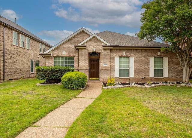 Property at 12315 Red Hawk Dr, Frisco, TX 75033, 3 beds, 2 baths