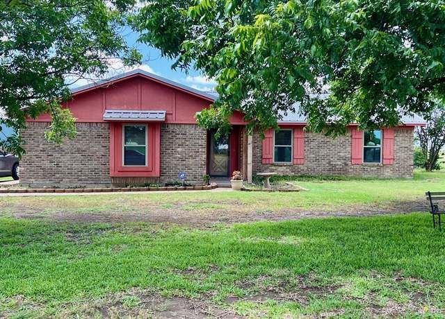 Property at 3377 W Moonlight Dr, Robinson, TX 76706, 3 beds, 2 baths