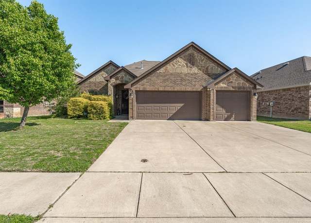 Property at 4248 Leeds Dr, Crowley, TX 76036, 3 beds, 2 baths