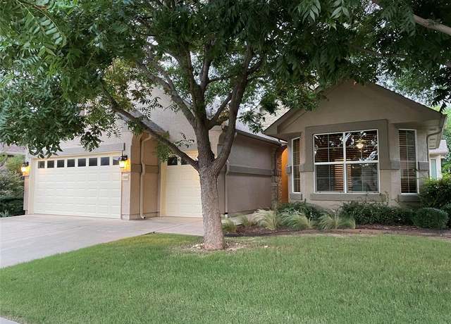 Property at 11800 Southerland Dr, Denton, TX 76207, 2 beds, 2.5 baths