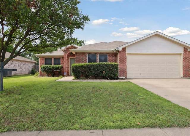 Property at 521 Ryan St, Saginaw, TX 76179, 4 beds, 2 baths