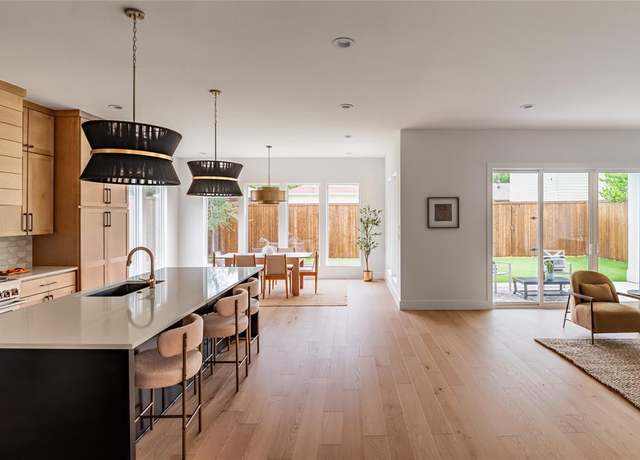 Property at 10321 Lakemere Dr, Dallas, TX 75238, 5 beds, 4 baths