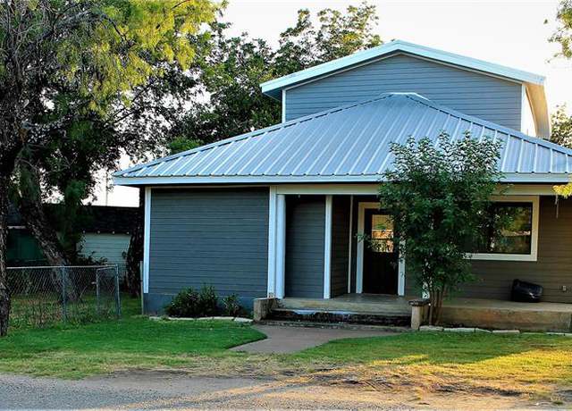 Photo of 624 Griffin Rd, Albany, TX 76430