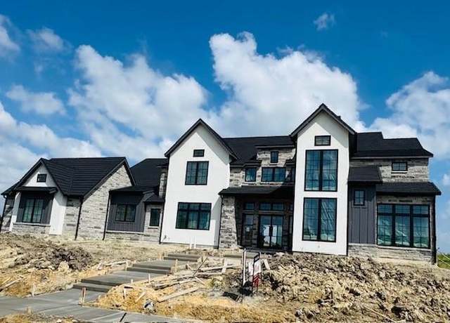 Property at 332 Longview Pl, Heath, TX 75032, 4 beds, 4.5 baths