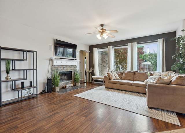 Property at 4400 Double Oak Ln, Fort Worth, TX 76123, 5 beds, 2.5 baths