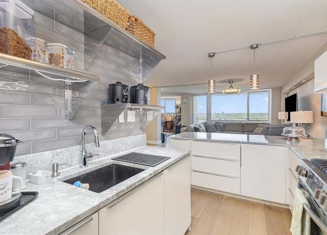 Property at 3883 Turtle Creek Blvd #1615, Dallas, TX 75219, 2 beds, 2 baths
