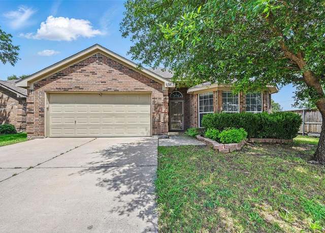 Property at 10700 Irish Glen Trl, Haslet, TX 76052, 4 beds, 2 baths