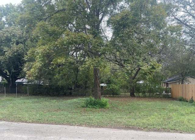 Property at 1204 N Wood St, Cleburne, TX 76033