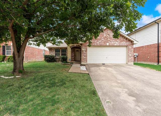 Property at 4533 Lacebark Ln, Fort Worth, TX 76244, 3 beds, 2 baths