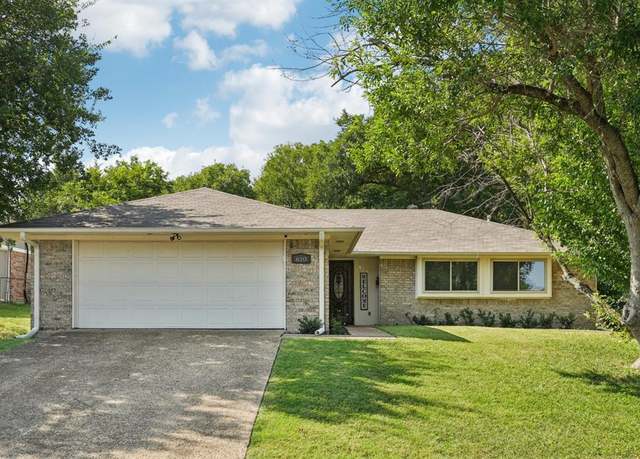 Property at 610 Scottsboro Ln, Dallas, TX 75241, 3 beds, 2 baths