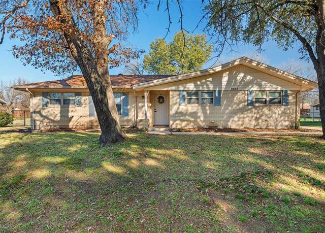 Property at 8124 Herndon Dr, Benbrook, TX 76116, 3 beds, 2 baths