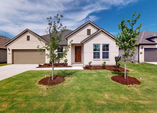 Property at 1809 Ann St, Celina, TX 75009, 4 beds, 3 baths