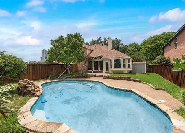 Property at 3208 Greenglen Dr, Carrollton, TX 75007, 4 beds, 2.5 baths