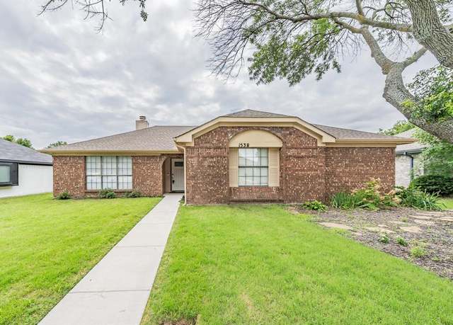 Property at 1538 Sunswept Ter, Lewisville, TX 75077, 3 beds, 2 baths
