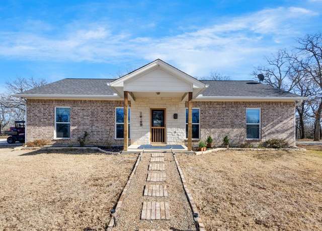 Property at 1036 Ten Box Rd, Sunset, TX 76270, 2 beds, 2 baths