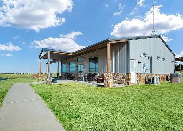 Property at 125 Heritage Rd, Gordonville, TX 76245, 3 beds, 2 baths