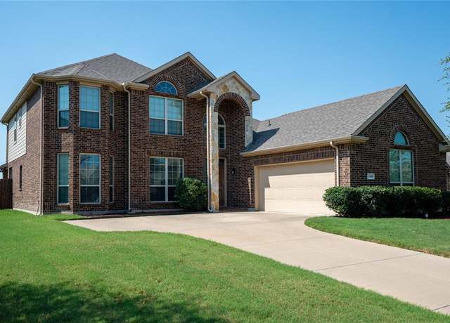 Property at 1108 Crest Ridge Dr, Glenn Heights, TX 75154, 4 beds, 3 baths