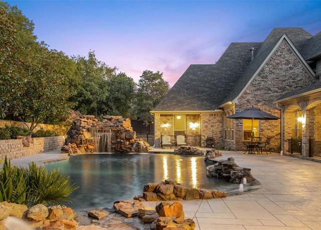 Property at 1613 Buckingham Dr, Keller, TX 76262, 5 beds, 6 baths
