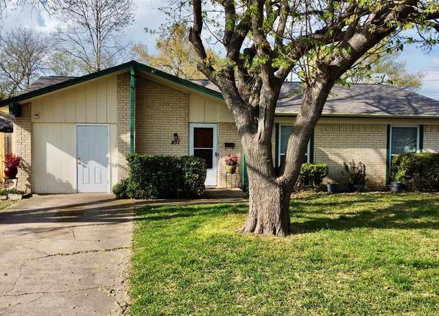 Property at 451 Azalea Ln, Duncanville, TX 75137, 4 beds, 1.5 baths