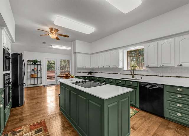 Property at 120 Oak Hollow Ct S, Azle, TX 76020, 3 beds, 3.5 baths