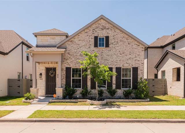 Property at 5511 Grand Ave, Sachse, TX 75048, 4 beds, 3.5 baths