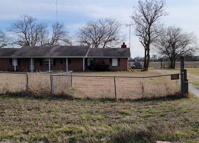 Property at 4735 Highway 380, Greenville, TX 75401, 3 beds, 2 baths