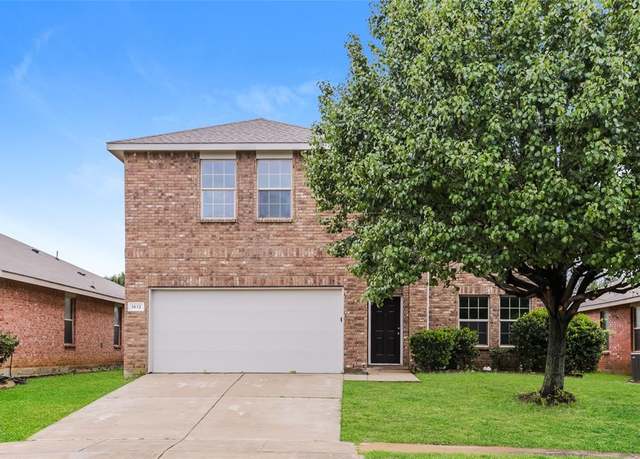 Property at 1612 Chivalry Ln, Fort Worth, TX 76140, 3 beds, 2.5 baths