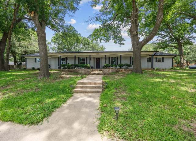 Property at 1507 Greenbrier Dr, Sherman, TX 75092, 4 beds, 3 baths