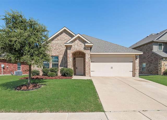 Property at 3340 Emerson Rd, Forney, TX 75126, 4 beds, 2 baths