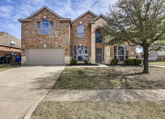 Property at 7821 Longbow Ln, Arlington, TX 76002, 5 beds, 3.5 baths