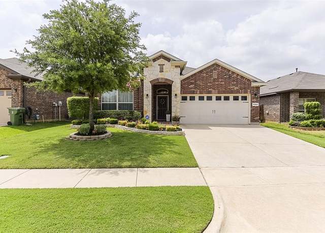 Property at 5202 Walsh Dr, Arlington, TX 76001, 3 beds, 2 baths