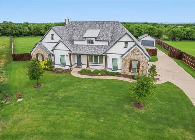 Property at 520 Fox Hill Ct, Waxahachie, TX 75167, 4 beds, 3 baths