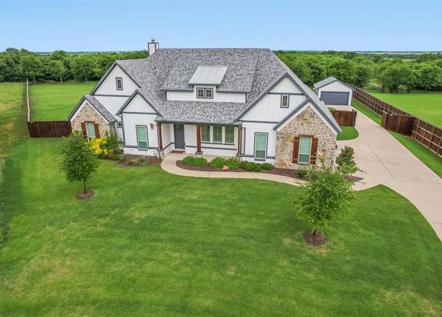 Property at 520 Fox Hill Ct, Waxahachie, TX 75167, 4 beds, 3 baths