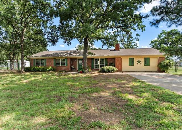 Property at 419 Surveyors Rd, Krugerville, TX 76227, 4 beds, 2 baths