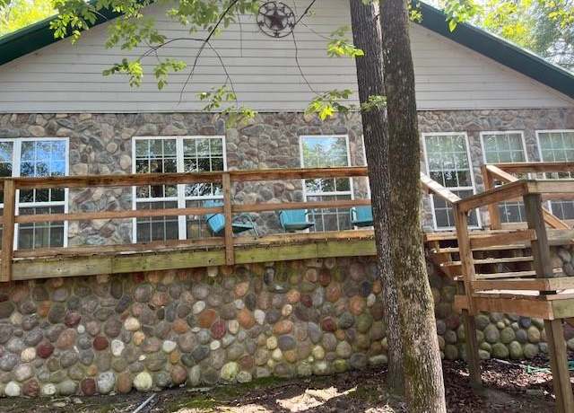 Property at 3279 County Road 3440, Hawkins, TX 75765, 3 beds, 2 baths