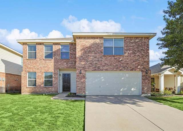 Property at 2121 Franks St, Fort Worth, TX 76177, 5 beds, 2.5 baths