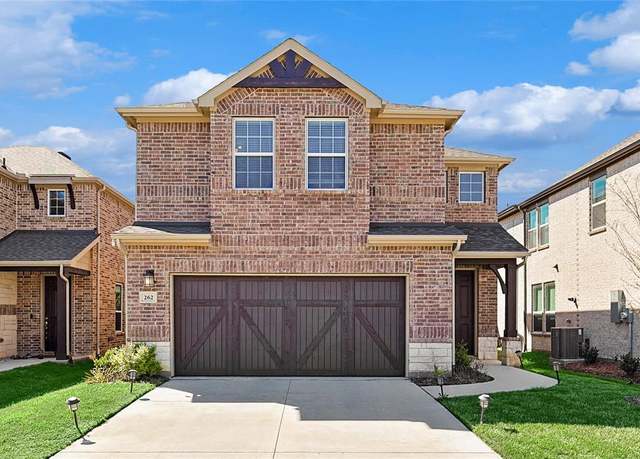 Property at 262 Jones St, Irving, TX 75063, 4 beds, 3 baths